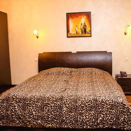 Totem Hotel Shymkent Exterior photo