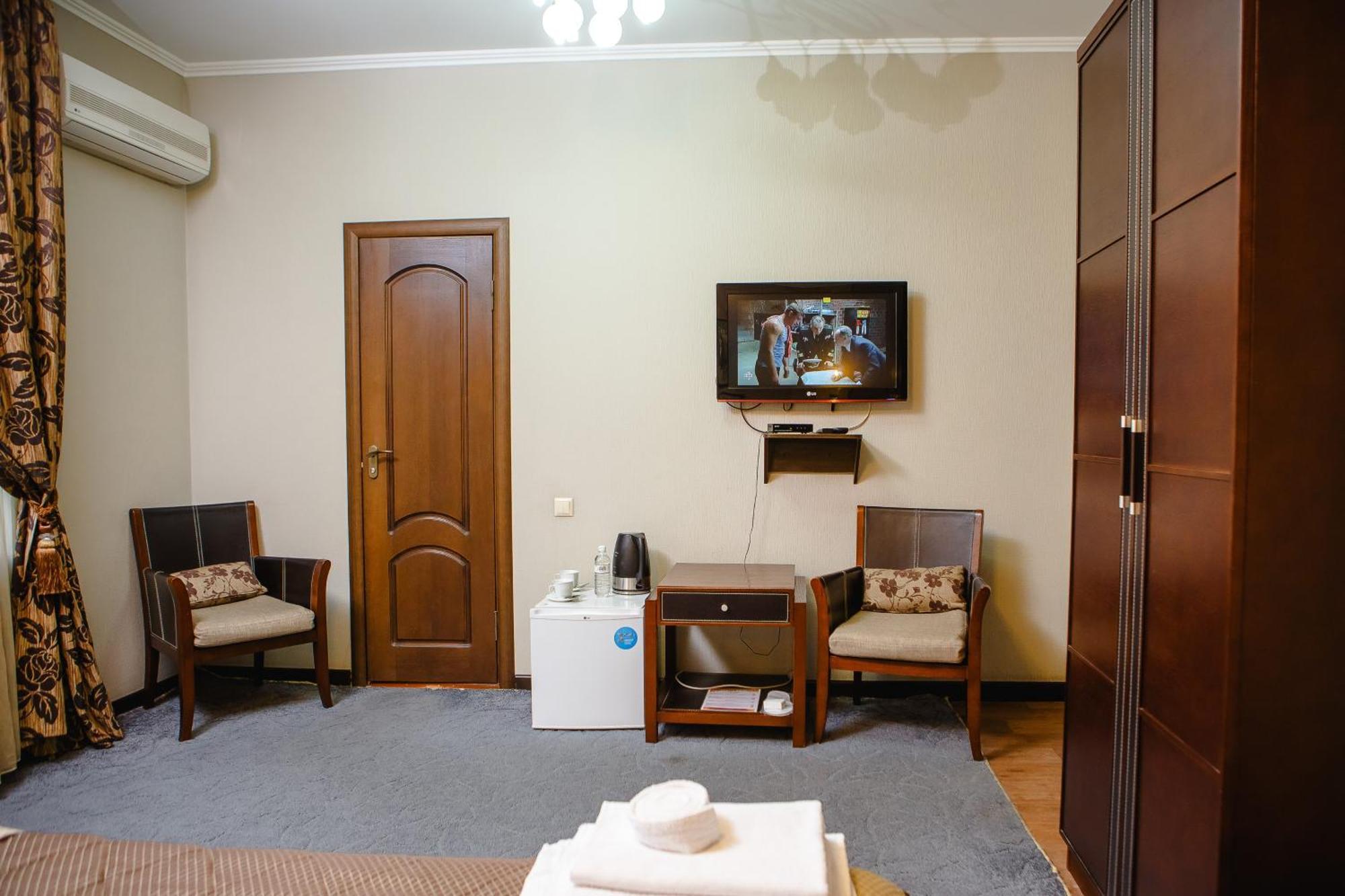 Totem Hotel Shymkent Exterior photo