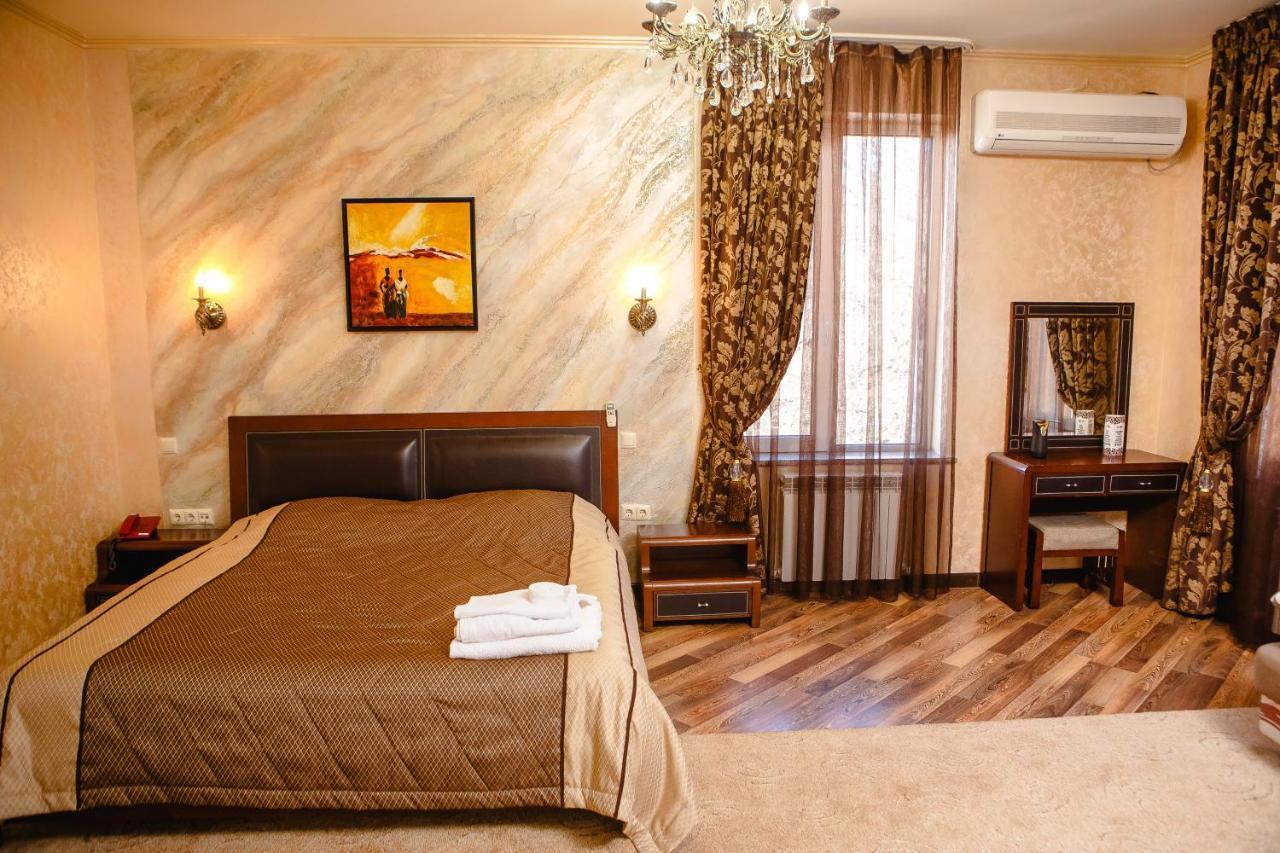Totem Hotel Shymkent Exterior photo