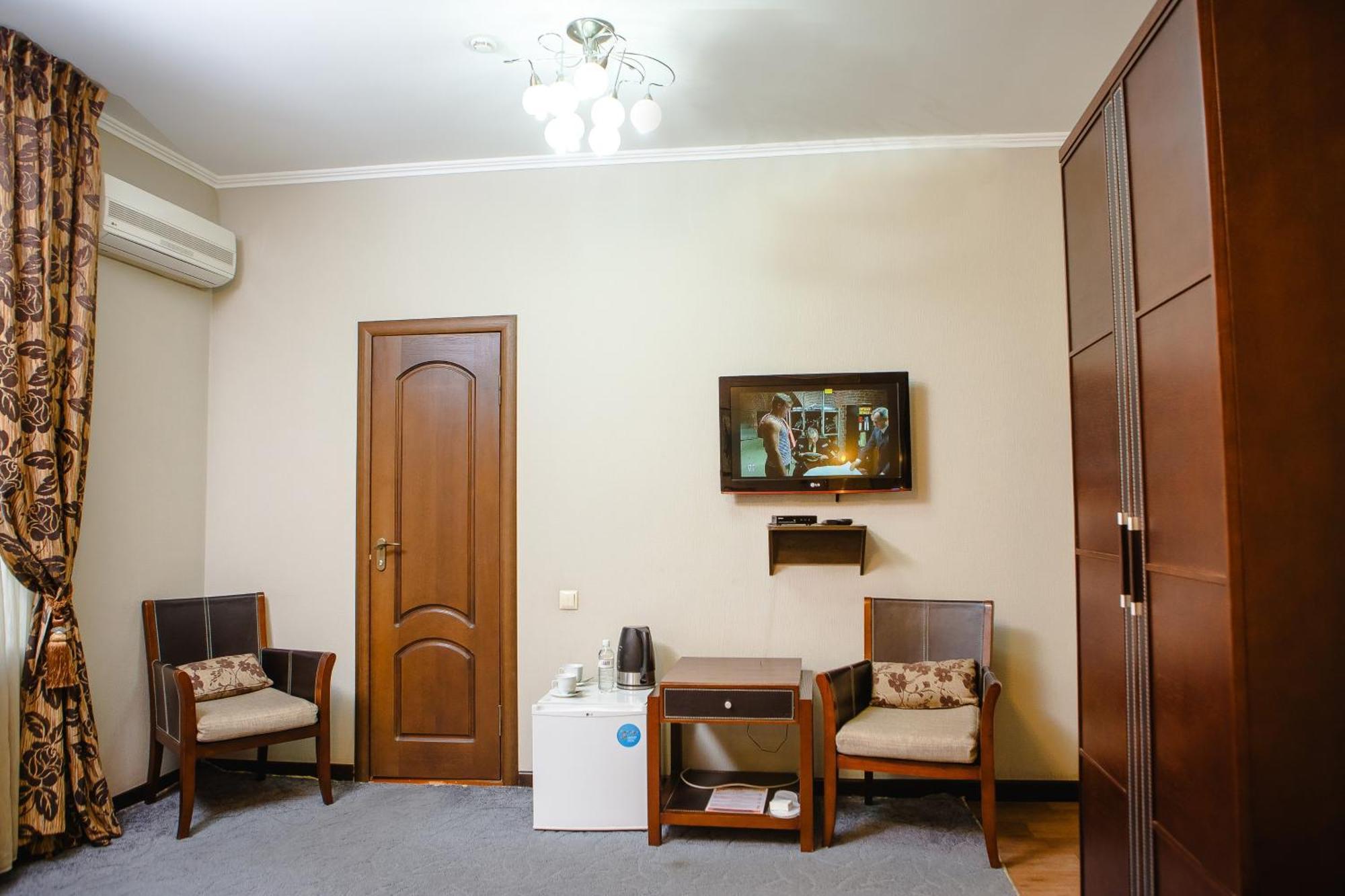 Totem Hotel Shymkent Exterior photo